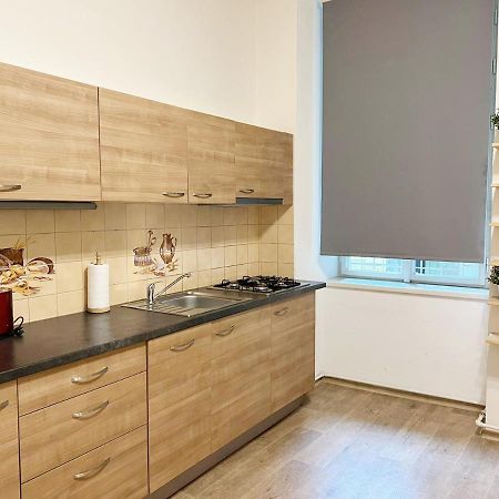 Modern Apartment Krakovska Praha Bagian luar foto
