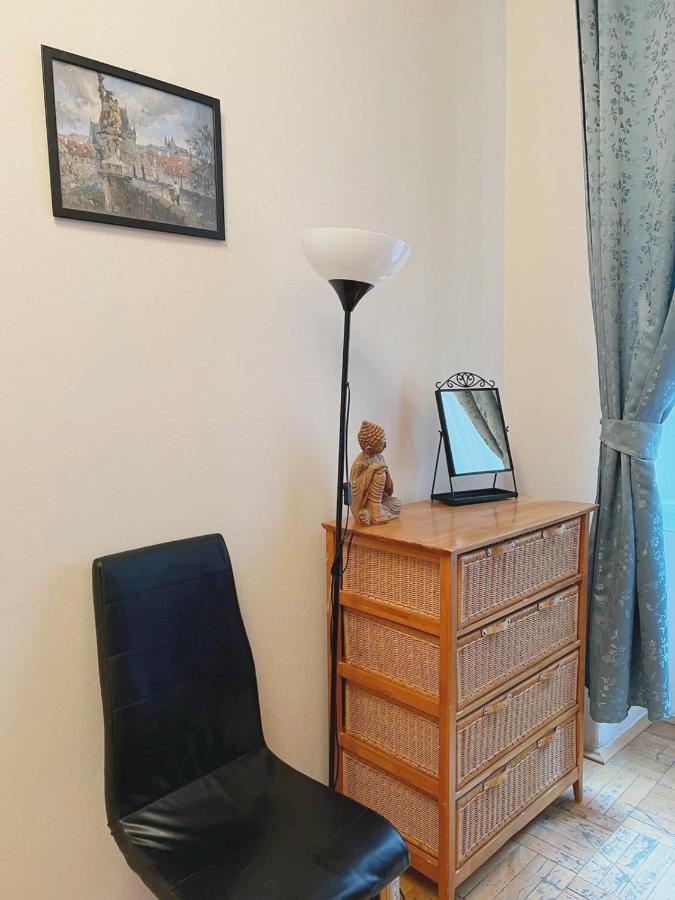 Modern Apartment Krakovska Praha Bagian luar foto